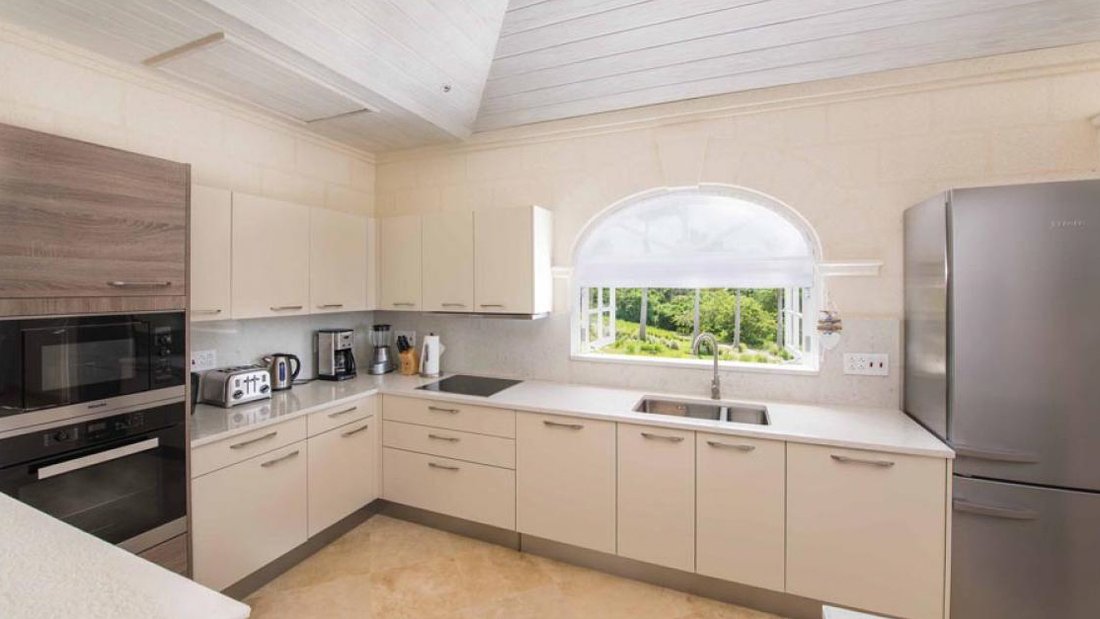 House in Westmoreland, Saint James, Barbados 4 - 18088000