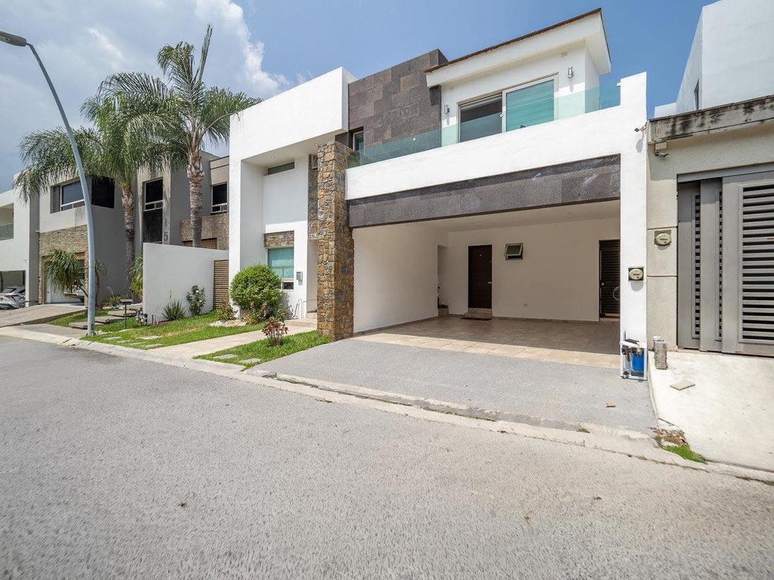 House in Monterrey, Nuevo Leon, Mexico 2 - 18082713