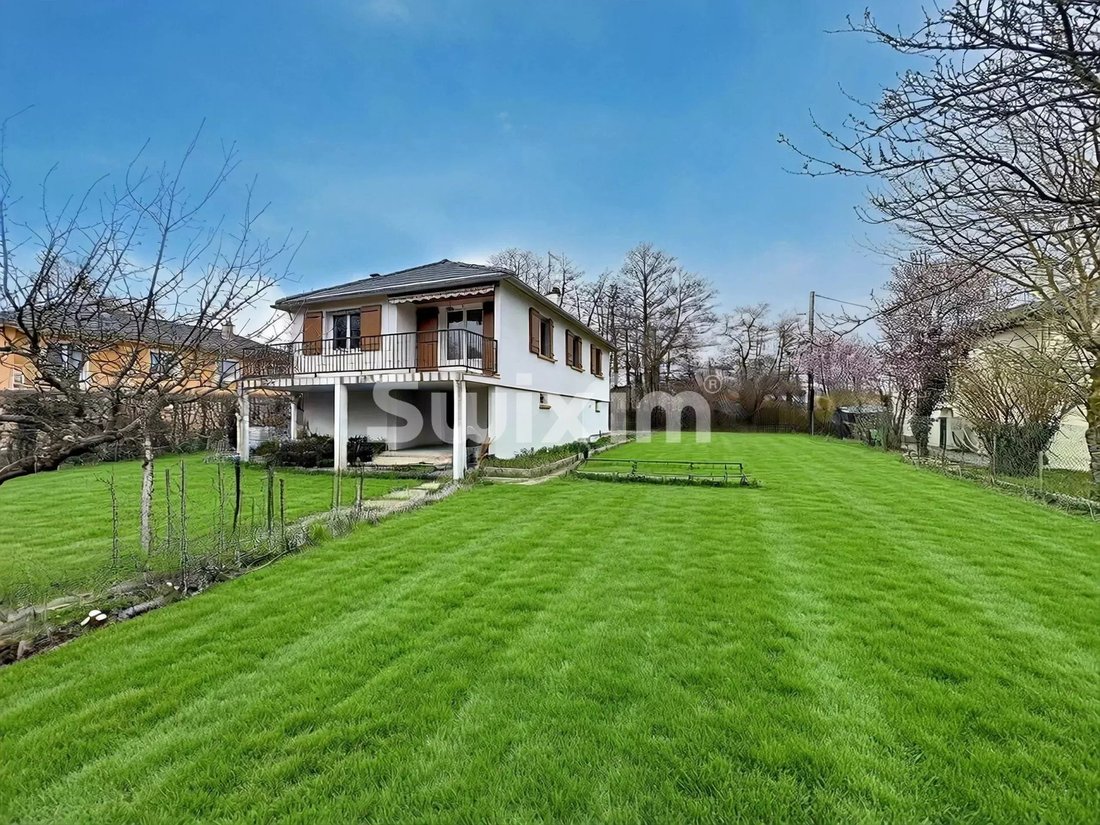 House in Ouest, Saint-Genis-Pouilly, France 1 - 18087403