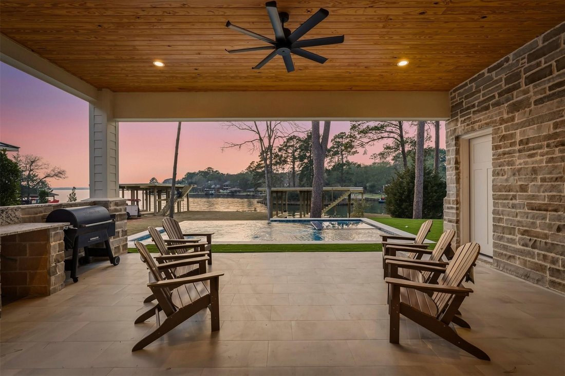 House in Willis, Texas, United States 5 - 18086144