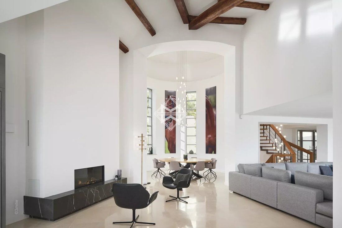 Villa in Collines, Le Cannet, France 5 - 12934522
