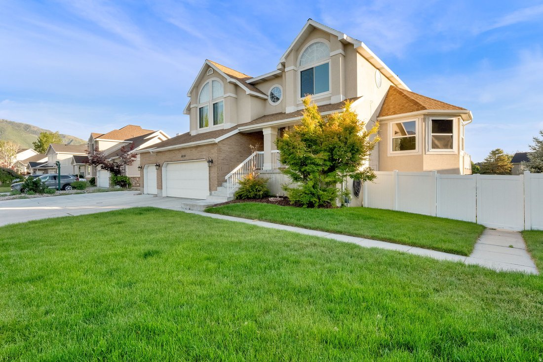 House in Sandy, Utah, United States 2 - 18081632