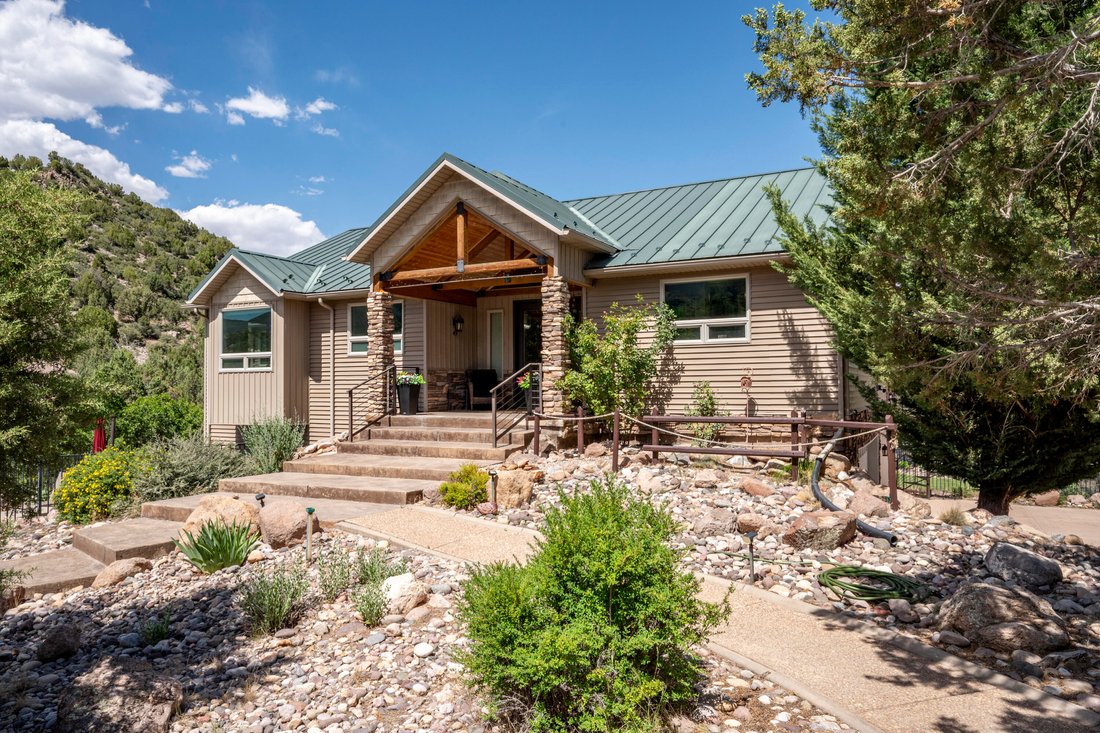 House in New Harmony, Utah, United States 5 - 18086378