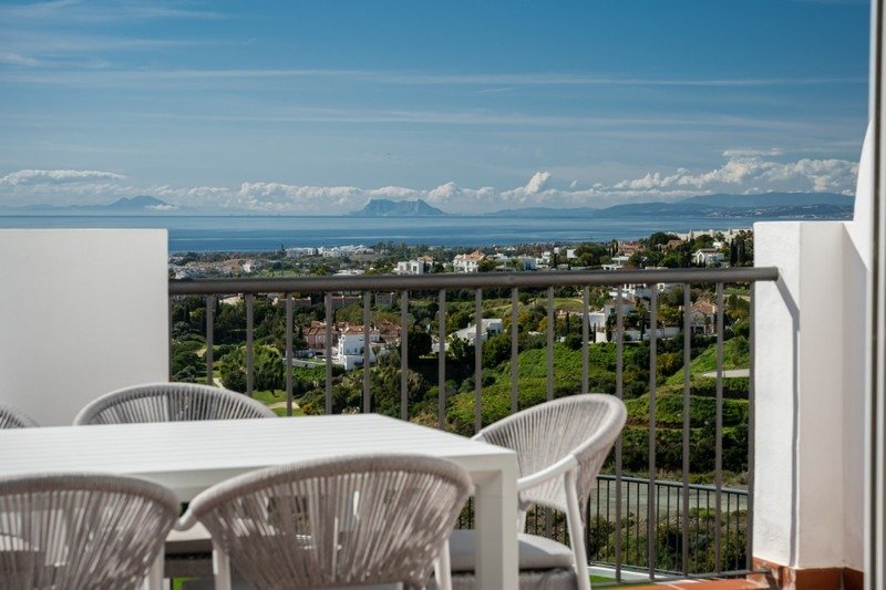 Apartment in Benahavis, Andalusia, Spain 2 - 18086422