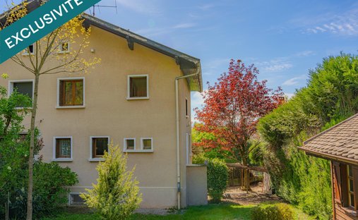Maison à Annecy-le-Vieux, Annecy, France 1
