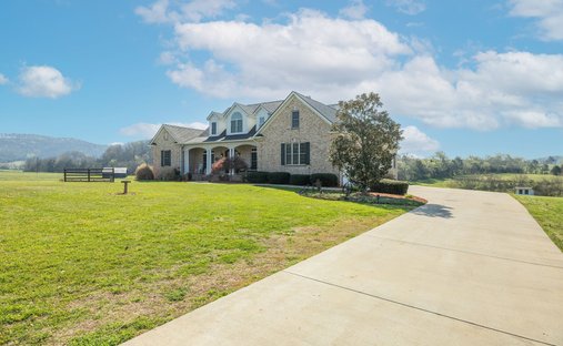 House in Milton, Tennessee, United States 1