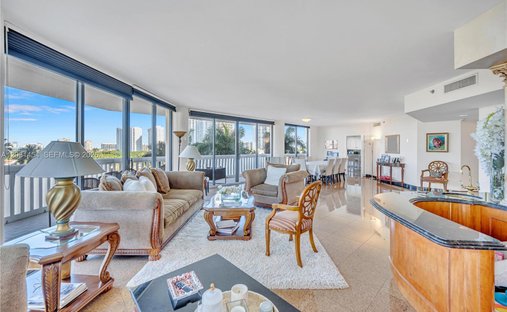 Appartement à Golden Beach, Floride, États-Unis 1