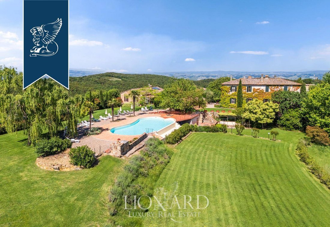 Villa in Murlo, Tuscany, Italy 2 - 16948849