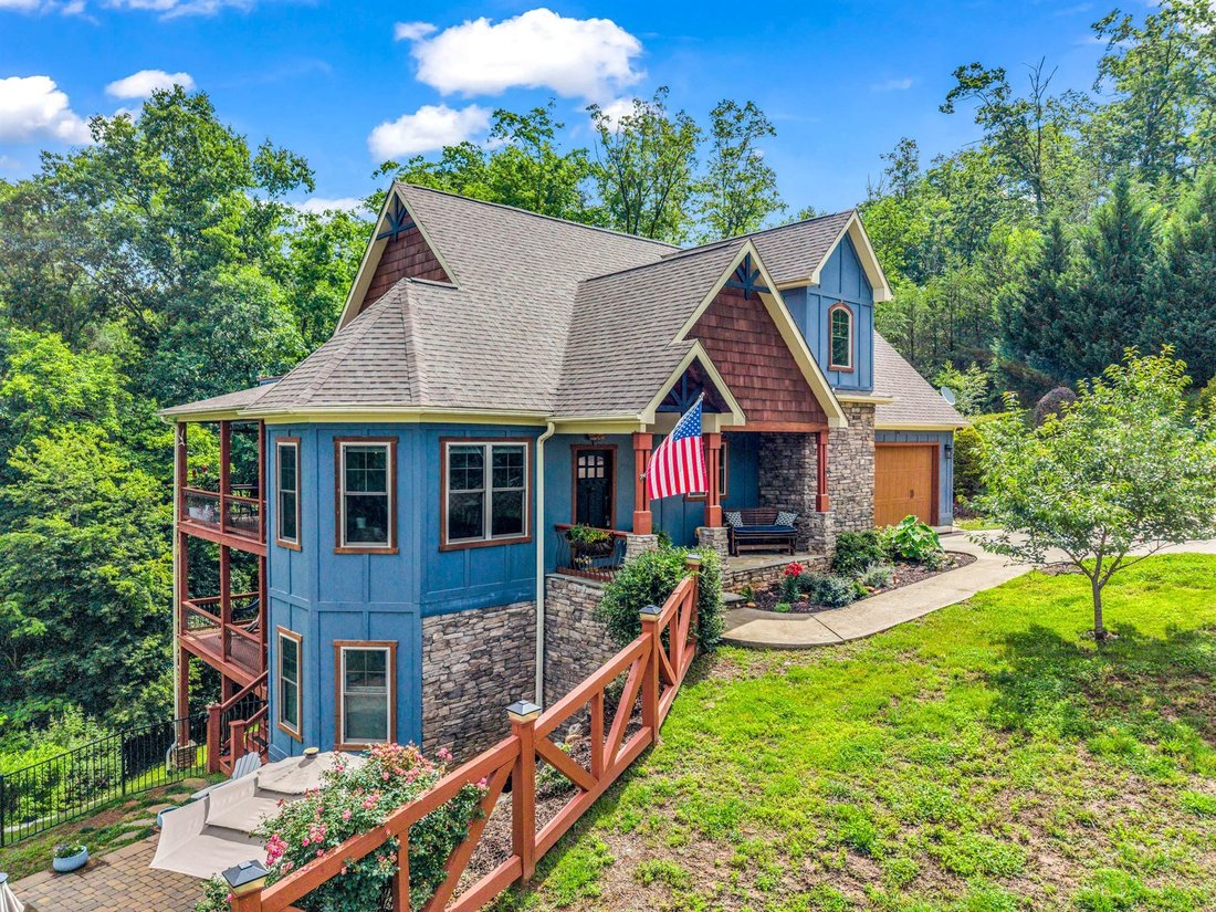 House in Lake Lure, North Carolina, United States 3 - 18088135