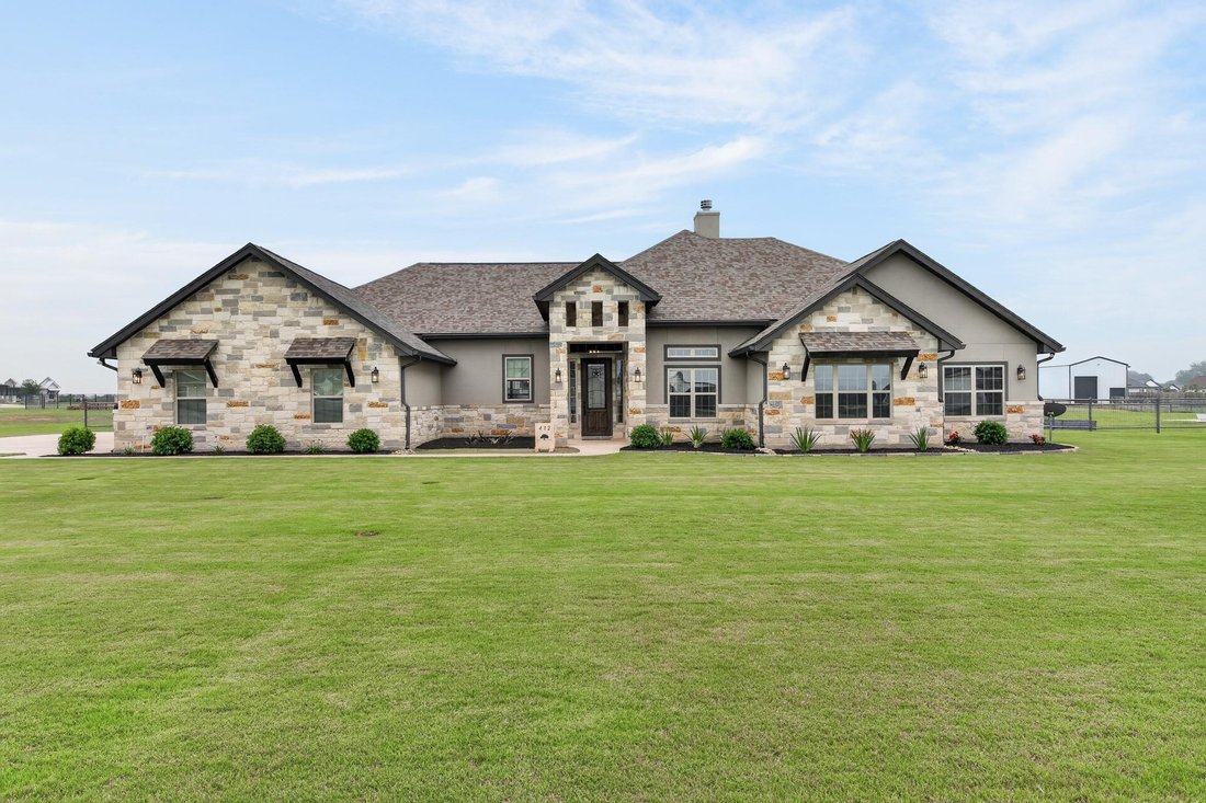 House in Seguin, Texas, United States 1 - 18088805