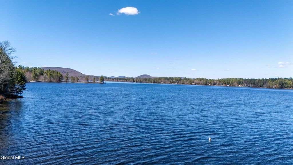 House in Lake Pleasant, New York, United States 3 - 18088294