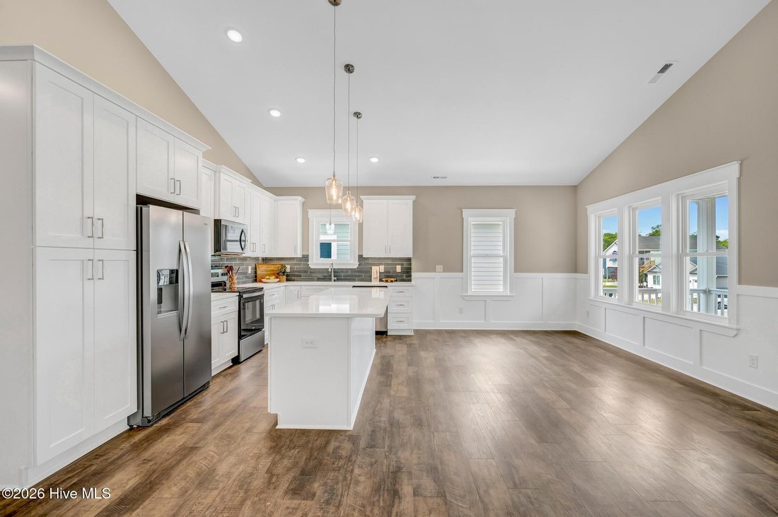 House in Oak Island, North Carolina, United States 5 - 18082213
