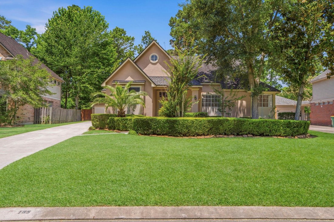 House in The Woodlands, Texas, United States 3 - 18085877