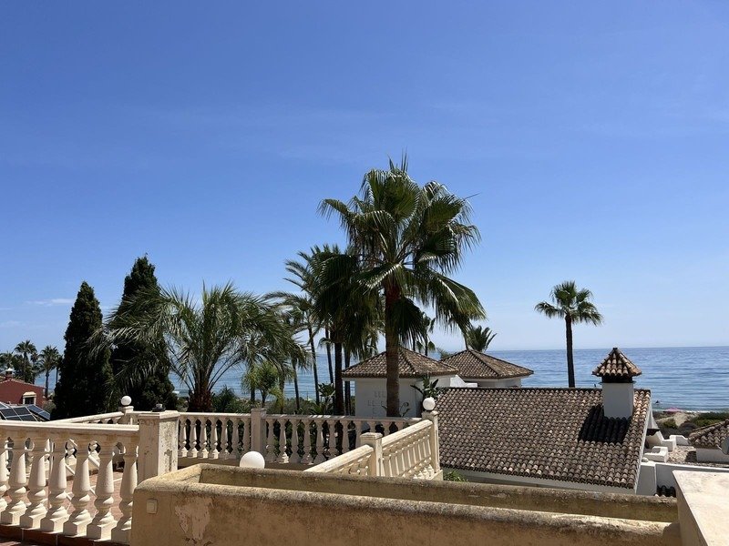 Villa in Marbella, Andalusia, Spain 2 - 18086481