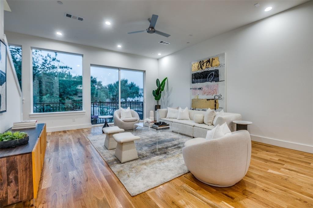 Townhouse in Addison, Texas, United States 4 - 18082029