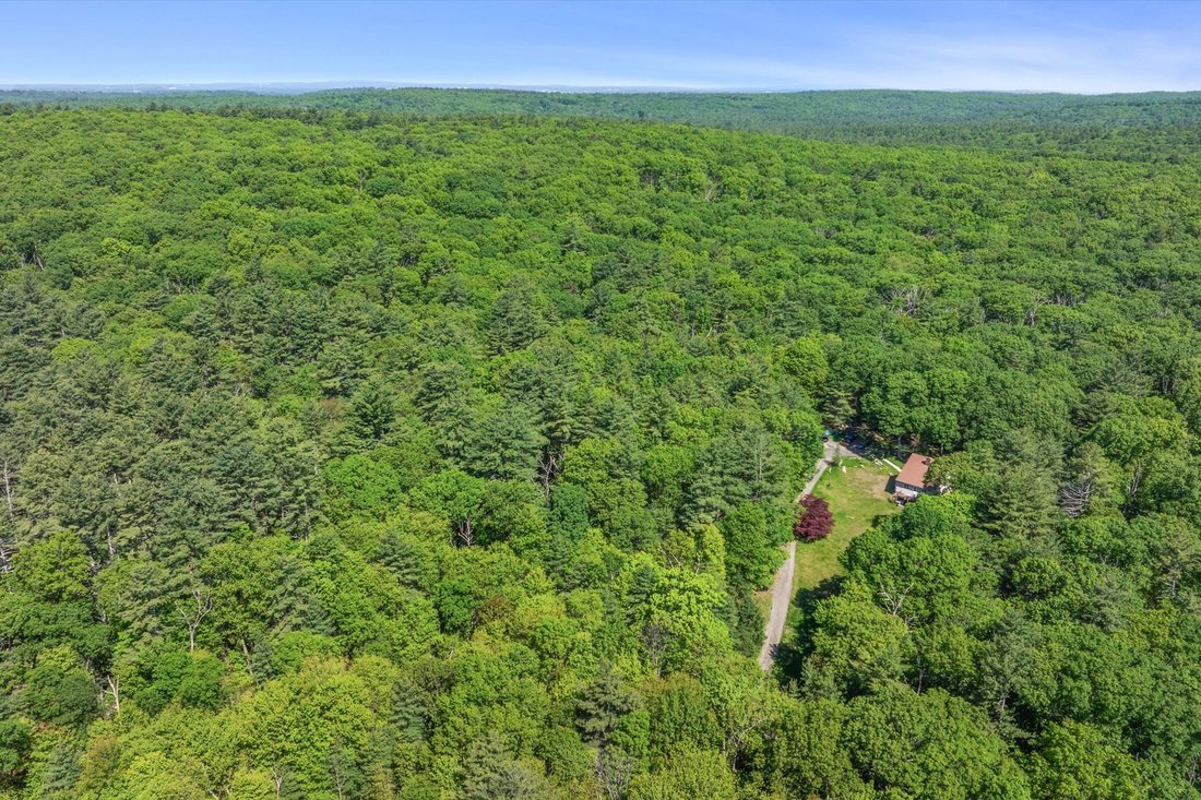 House in Upton, Massachusetts, United States 5 - 18083083
