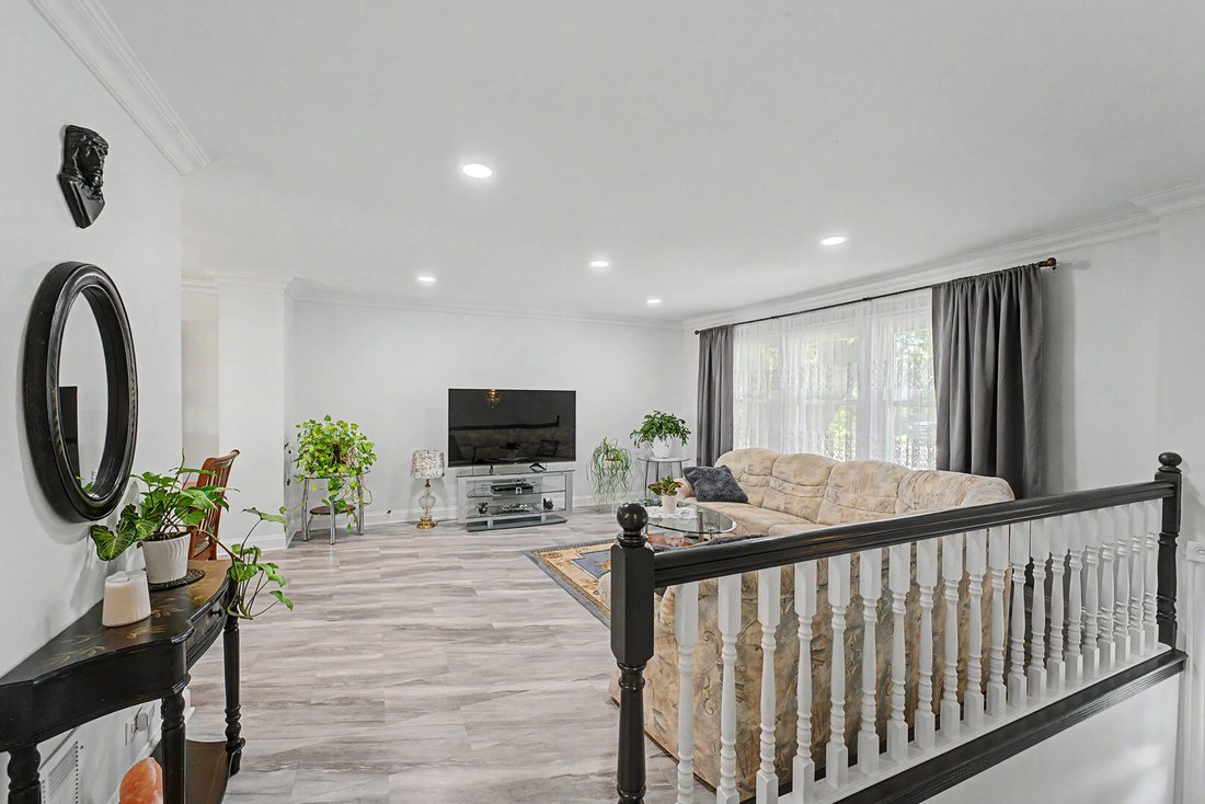 House in Hoffman Estates, Illinois, United States 4 - 18081987