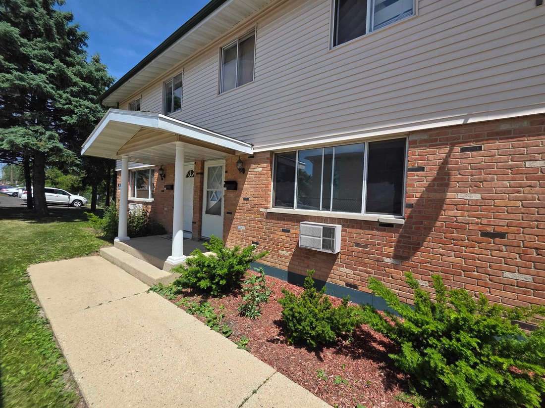 Townhouse in Fitchburg, Wisconsin, United States 2 - 18074368