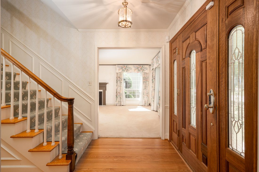 House in Grosse Pointe Shores, Michigan, United States 4 - 18082876