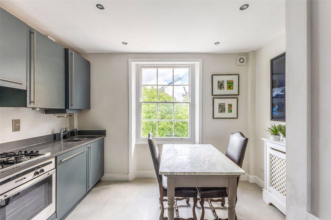 Apartment in South Kensington, Kensington And Chelsea, England 5 - 18081220