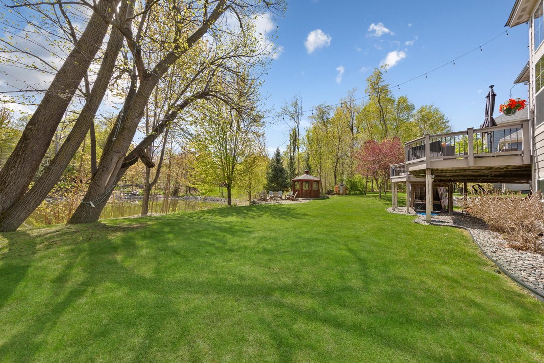 House in Maple Grove, Minnesota, United States 3 - 18089171