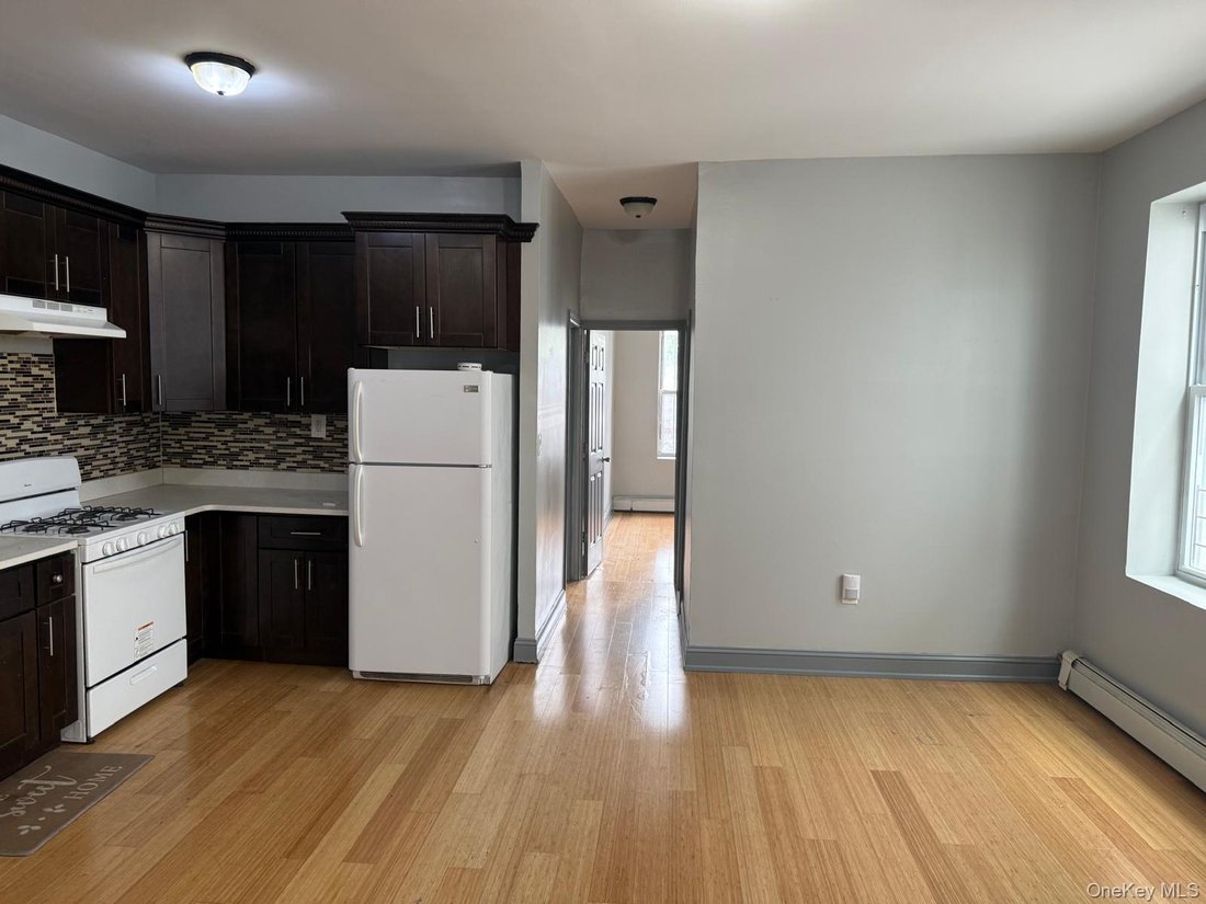 House in New York, New York, United States 2 - 18086794