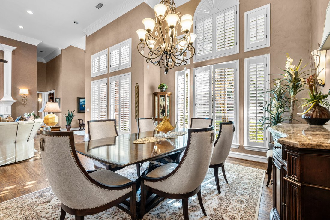 House in Addison, Texas, United States 5 - 18083878