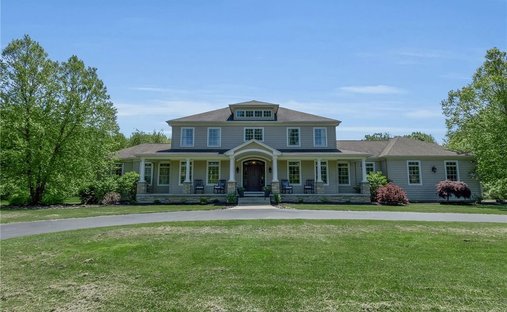 House in Clarence, New York, United States 1