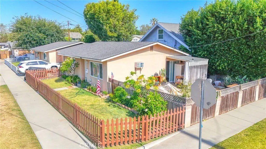 Orange, California, United States 2 - 18088949