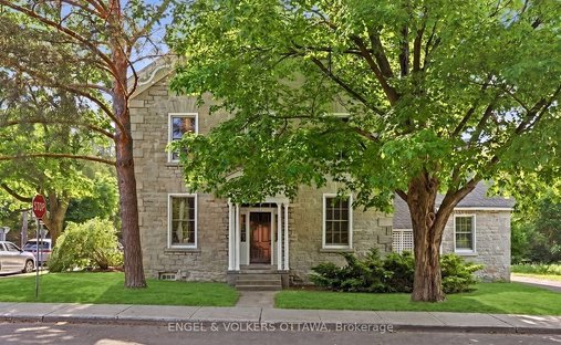 Maison à Ottawa, Ontario, Canada 1