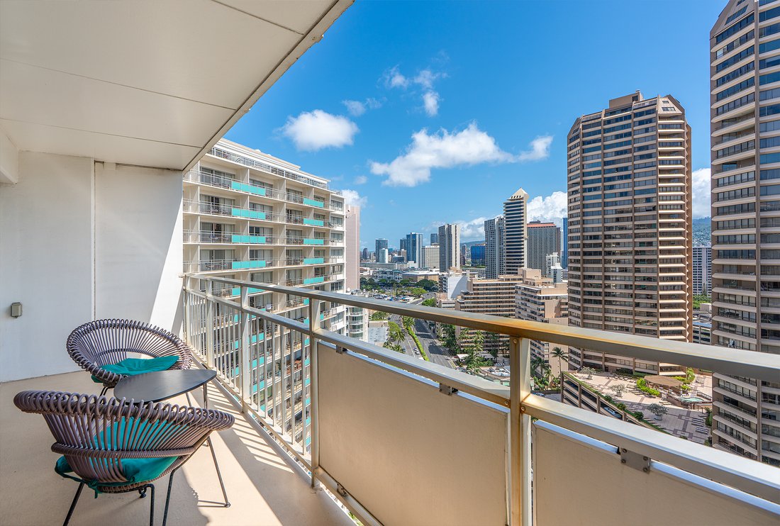 Condo in Honolulu, Hawaii, United States 3 - 18089828