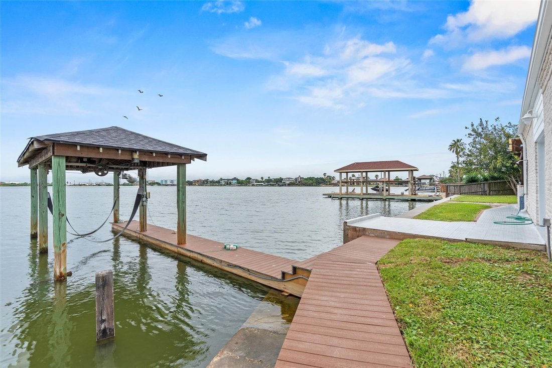 House in Galveston, Texas, United States 4 - 18089127