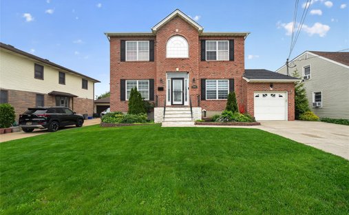 House in Baldwin, New York, United States 1