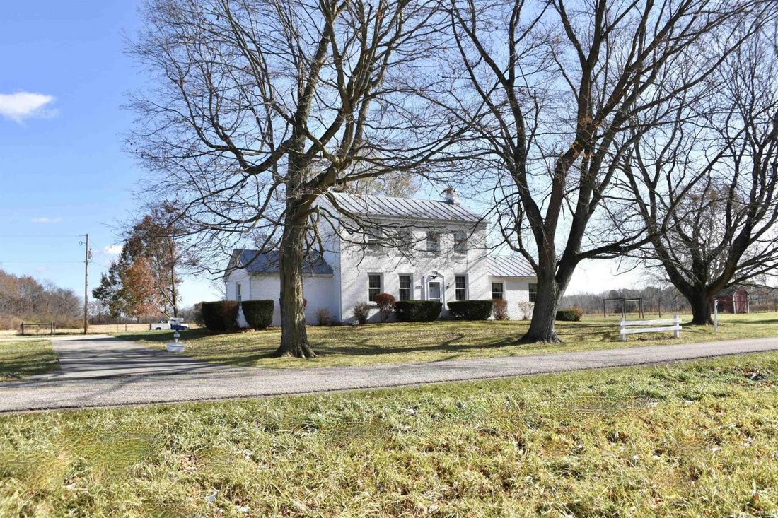 House in Albany, Indiana, United States 1 - 18089768