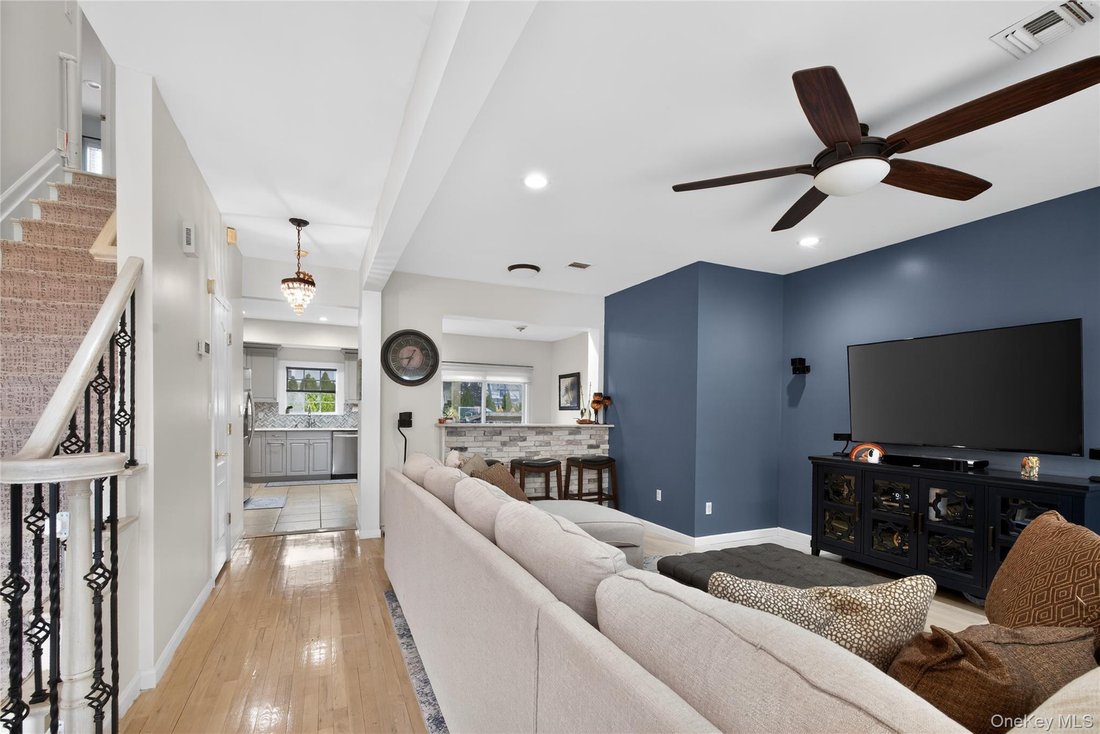 House in Baldwin, New York, United States 5 - 18089577