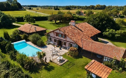 House in Est, Soustons, France 1