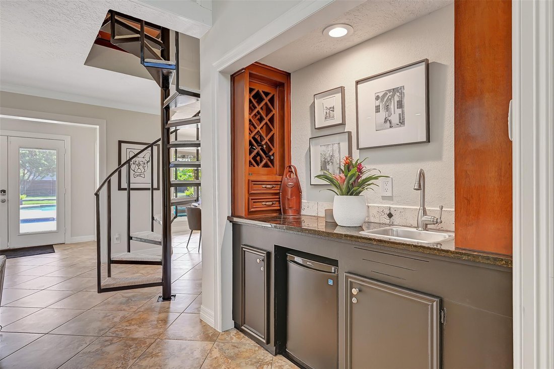 House in Friendswood, Texas, United States 5 - 18086151