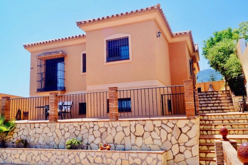 Villa in La Capellania, Benalmadena, Andalusia 1 - 18086524