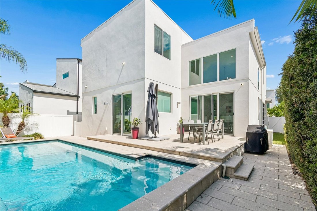 House in Tampa, Florida, United States 2 - 18085085