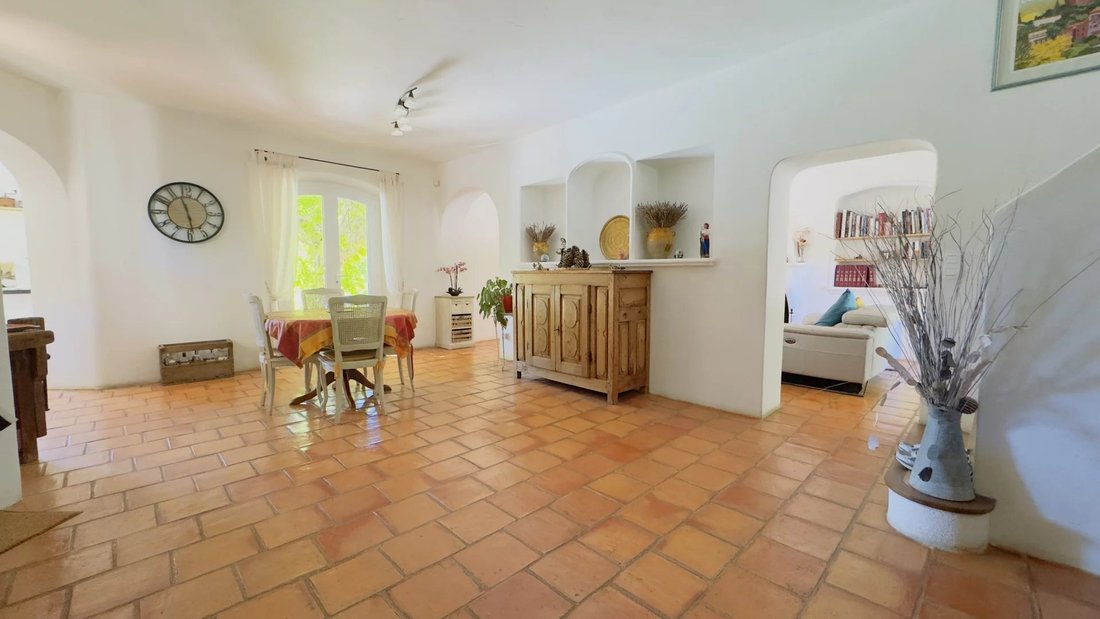 House in Saint-Cannat, Provence-Alpes-Côte d'Azur, France 4 - 18084422