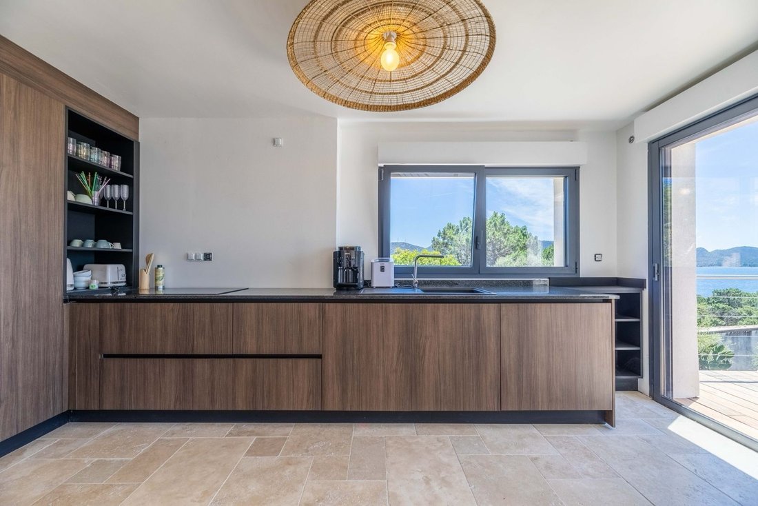 Villa in Porto-Vecchio, Corsica, France 4 - 18082327