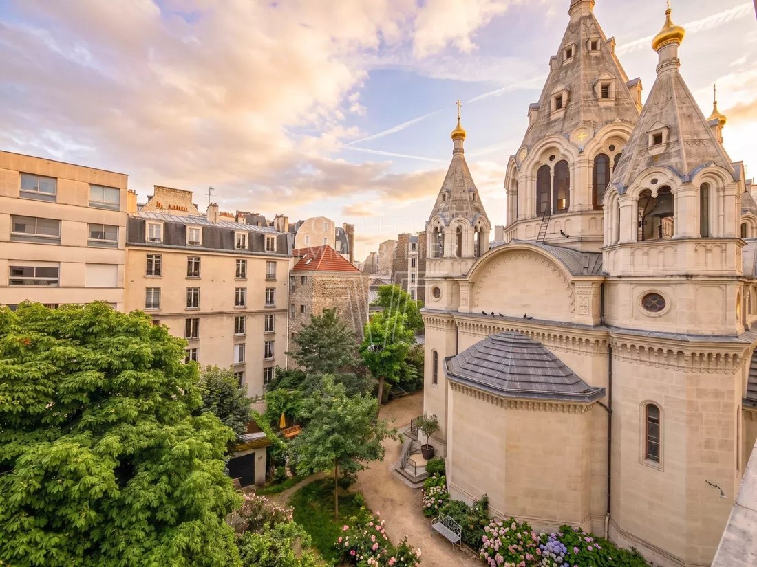 Apartment in Hoche-Friedland, Paris 8e Arrondissement, Paris 2 - 18083343