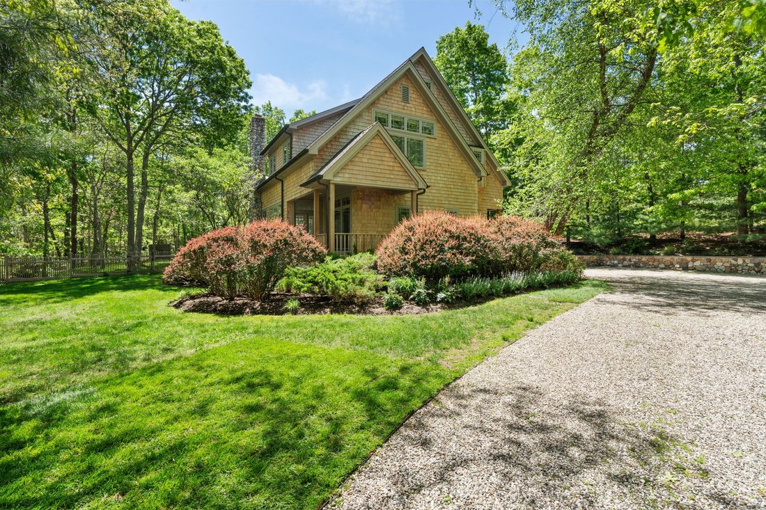 Wainscott, New York, United States 2 - 18082986