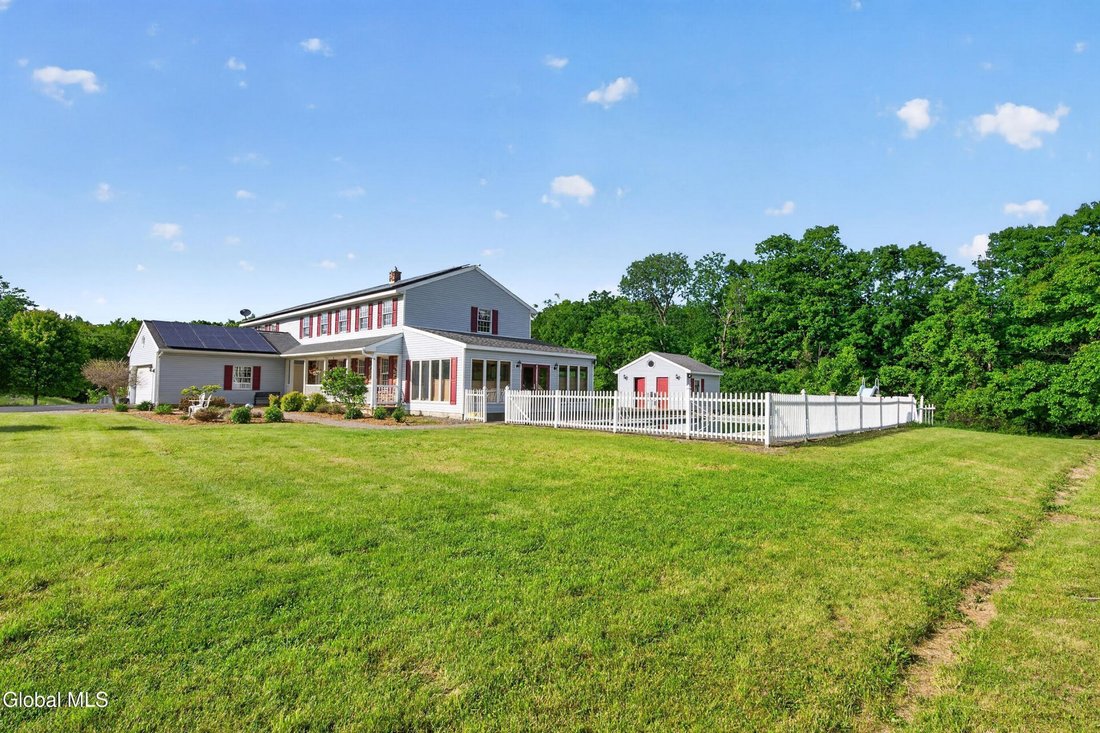 House in East Greenbush, New York, United States 2 - 18083502