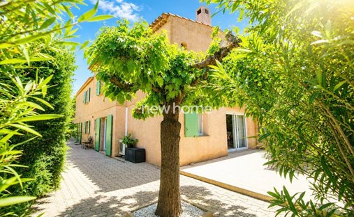 House in Basse Suane-Les Virgiles, Sainte-Maxime, France 1