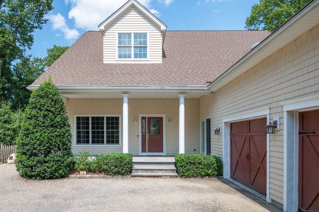 House in Danbury, Connecticut, United States 3 - 18081454