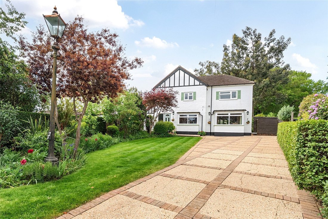 House in Sendmarsh, Send, England 1 - 18084823
