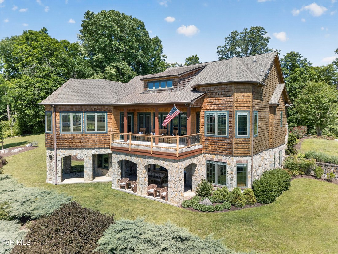 House in Chilhowie, Virginia, United States 4 - 18084598
