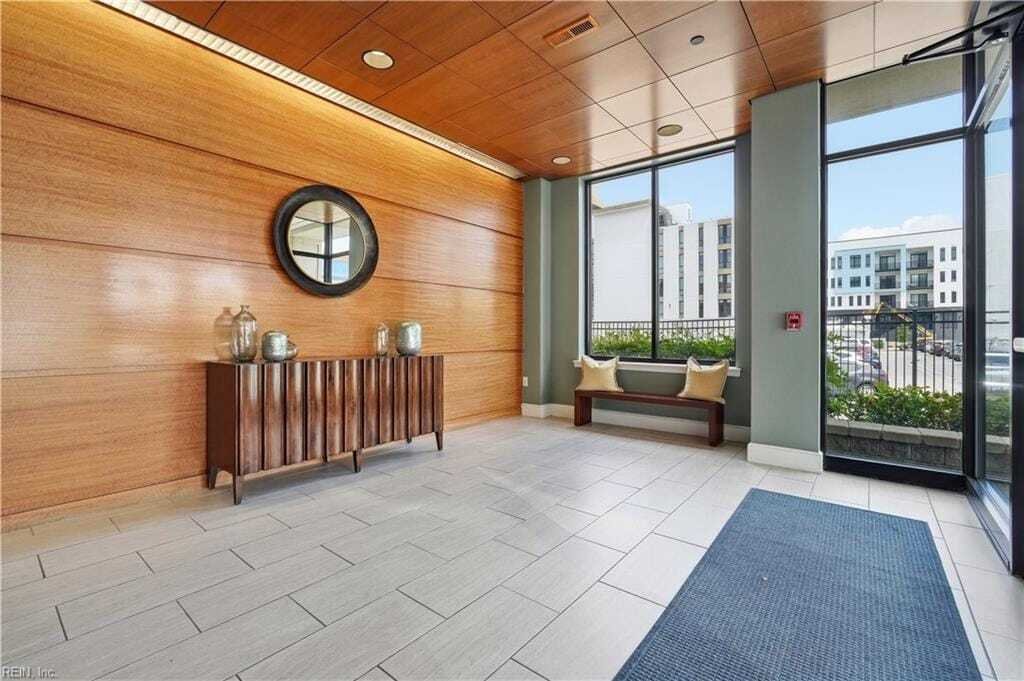 Condo in Norfolk, Virginia, United States 2 - 18082131
