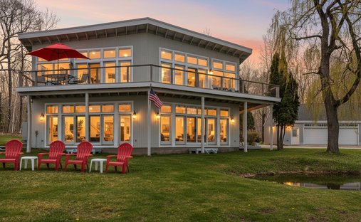 House in Arrowsic, Maine, United States 1